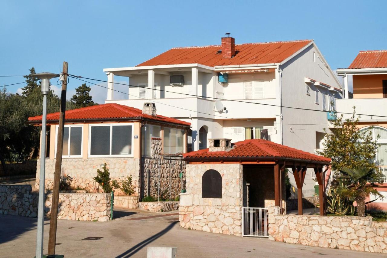 Apartments With A Parking Space Novalja, Pag - 4097 Екстериор снимка
