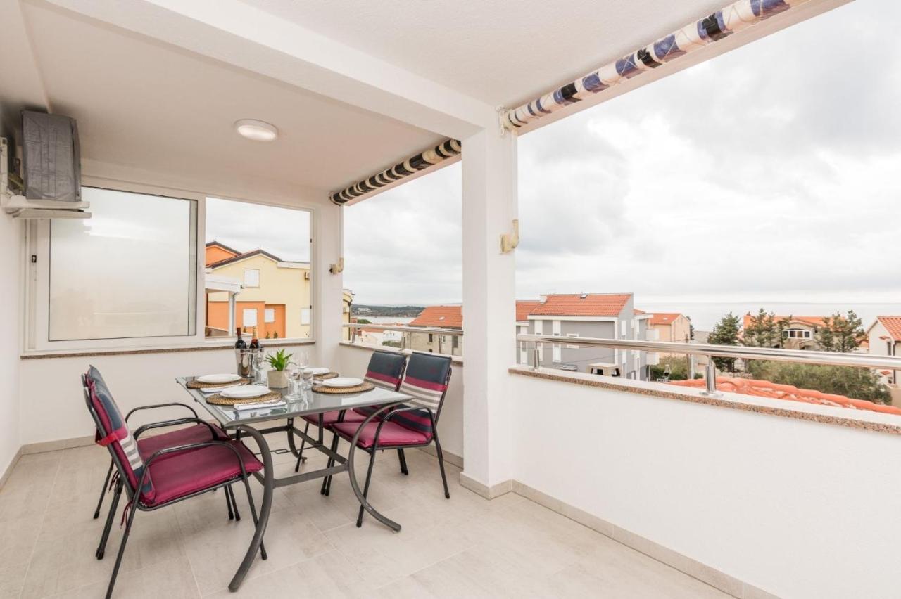 Apartments With A Parking Space Novalja, Pag - 4097 Екстериор снимка
