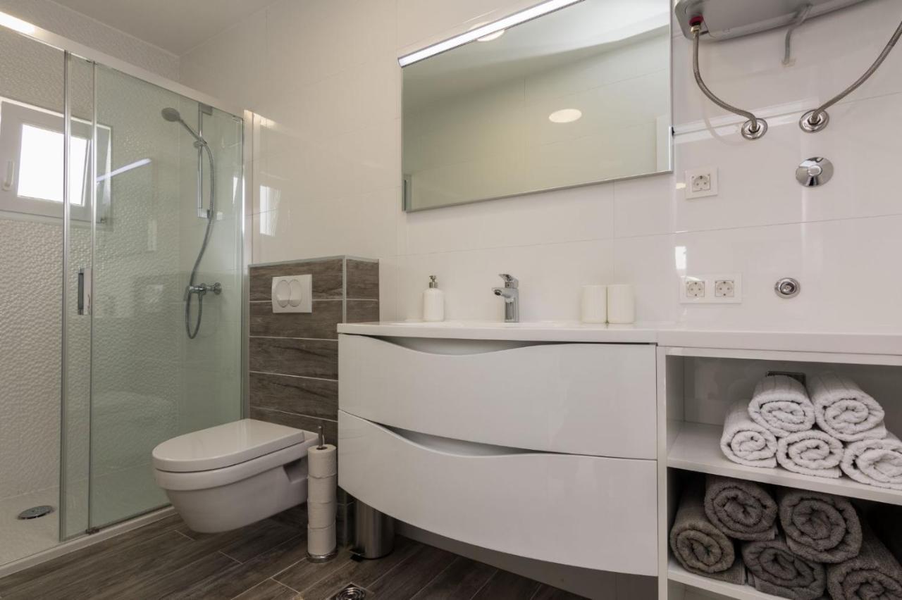 Apartments With A Parking Space Novalja, Pag - 4097 Екстериор снимка